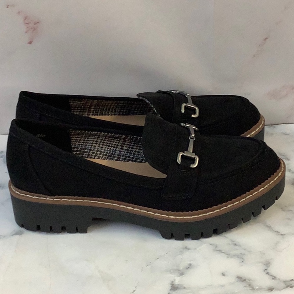 NWT Jellypop Women Loafers Style-Mario